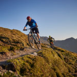 Biker am Saalachtaler Höhenweg